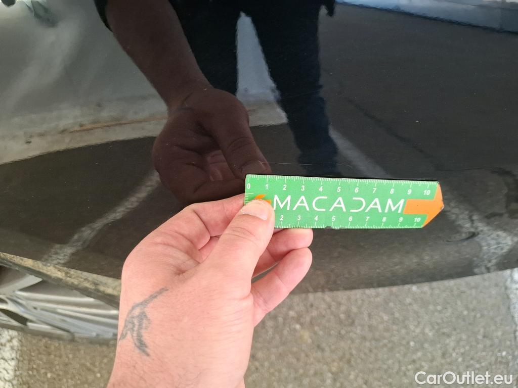  Mercedes  CLA-Klasse MERCEDES-BENZ CLA Coupe / 2019 / 4P / Coupé CLA 180 Business Line BA7 #8