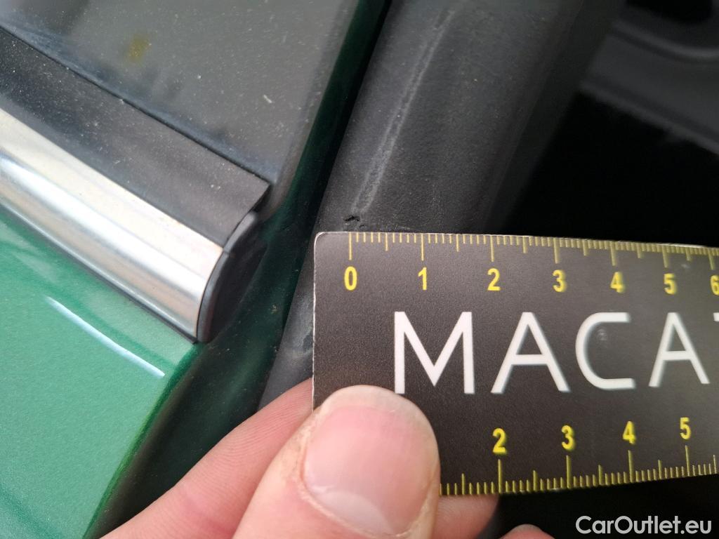  Mini  Clubman MINI  / 2019 / 5P / Break Cooper Knightsbridge 136 ch BVA7(SP) #27