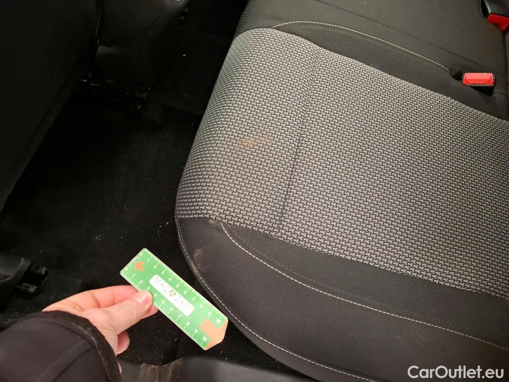  Opel   Grandland X Grandland X 1.2 Turbo 130CV BVM6 6E #19