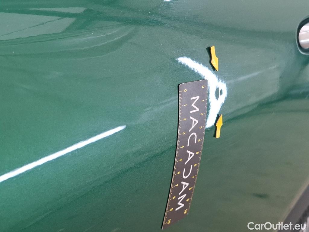  Mini  Clubman MINI  / 2019 / 5P / Break Cooper Knightsbridge 136 ch BVA7(SP) #40