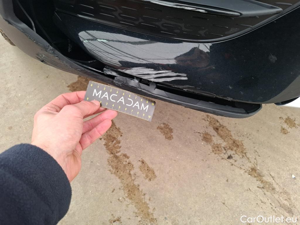  Mercedes  GLB MERCEDES-BENZ  / 2019 / 5P / SUV  200 d AMG Line #39