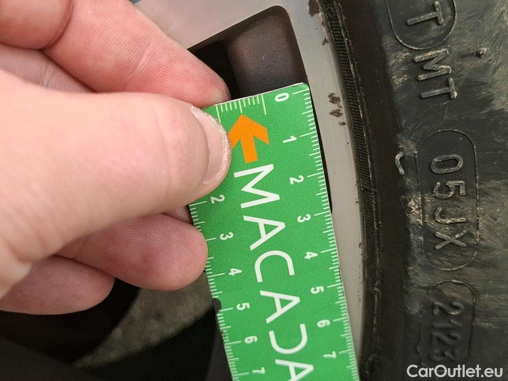  Mercedes  CLA-Klasse MERCEDES-BENZ CLA Coupe / 2019 / 4P / Coupé CLA 180 Business Line BA7 #60