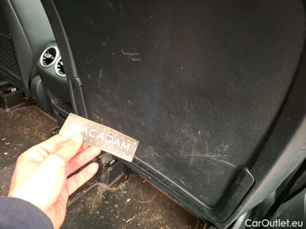  Mercedes  GLB MERCEDES-BENZ  / 2019 / 5P / SUV  200 d AMG Line #46