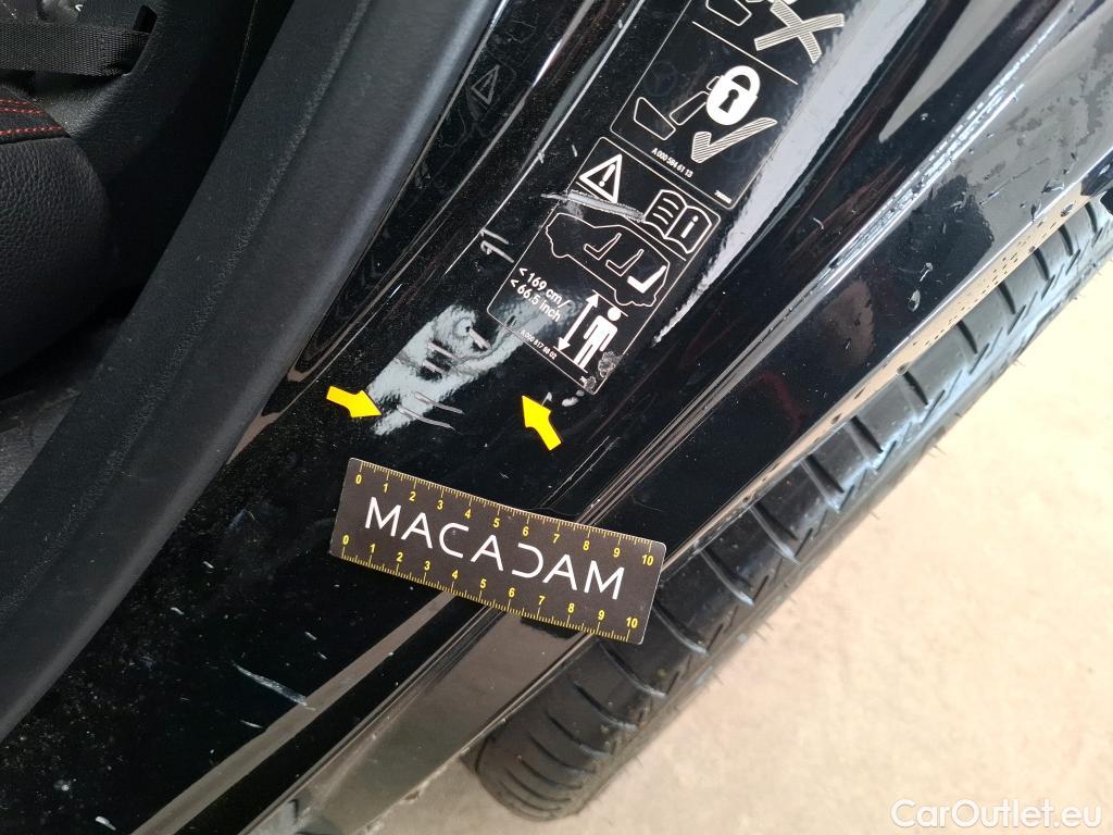  Mercedes  GLB MERCEDES-BENZ  / 2019 / 5P / SUV  200 d AMG Line #29