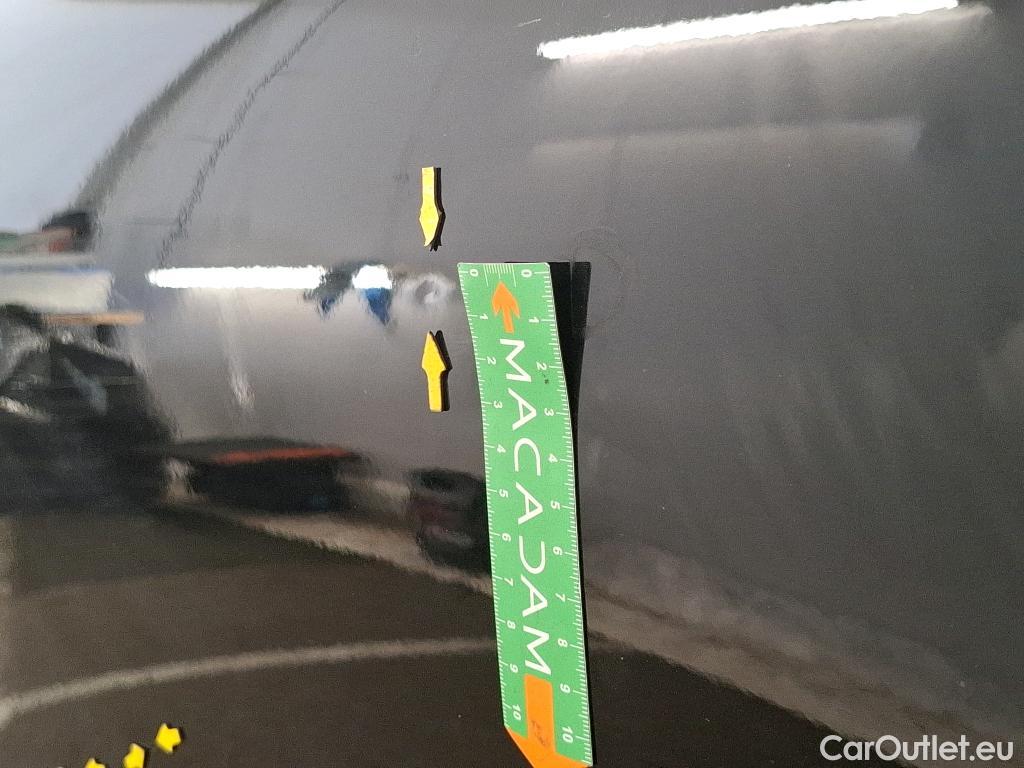  Mercedes  CLA-Klasse MERCEDES-BENZ CLA Coupe / 2019 / 4P / Coupé CLA 180 Business Line BA7 #97