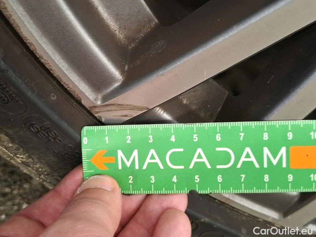  Mercedes  CLA-Klasse MERCEDES-BENZ CLA Coupe / 2019 / 4P / Coupé CLA 180 Business Line BA7 #67