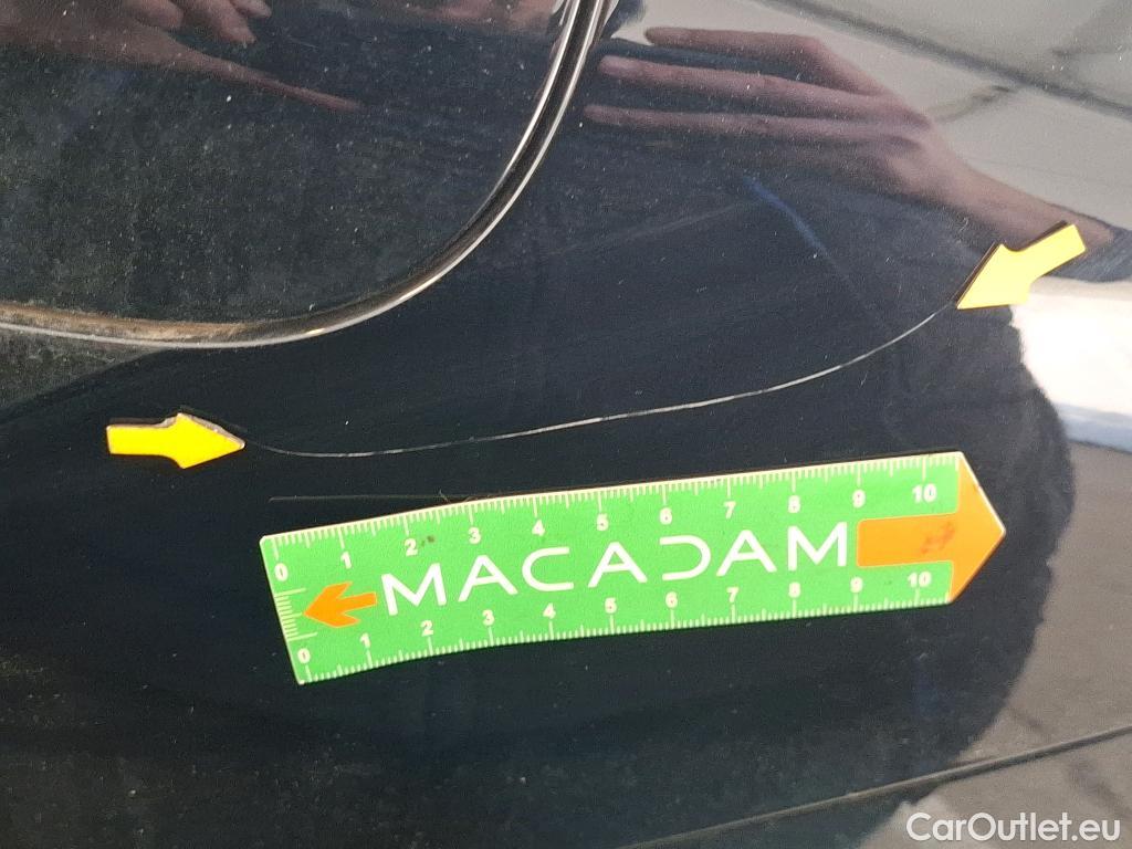  Mercedes  CLA-Klasse MERCEDES-BENZ CLA Coupe / 2019 / 4P / Coupé CLA 180 Business Line BA7 #29