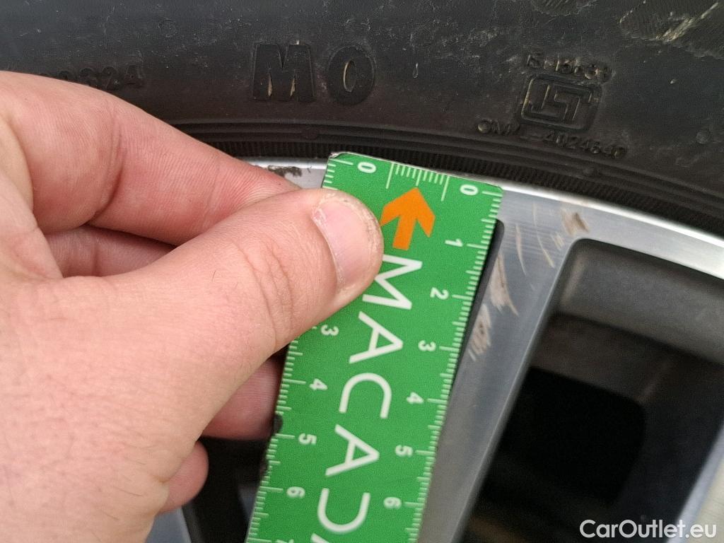  Mercedes  CLA-Klasse MERCEDES-BENZ CLA Coupe / 2019 / 4P / Coupé CLA 180 Business Line BA7 #47