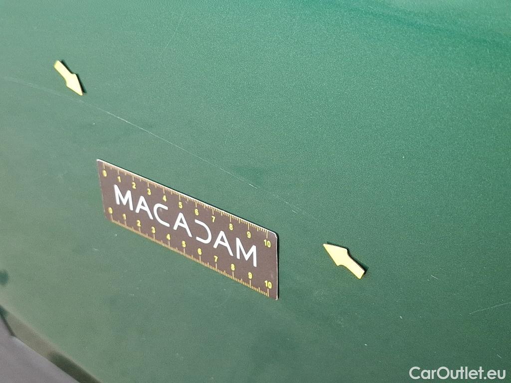  Mini  Clubman MINI  / 2019 / 5P / Break Cooper Knightsbridge 136 ch BVA7(SP) #19