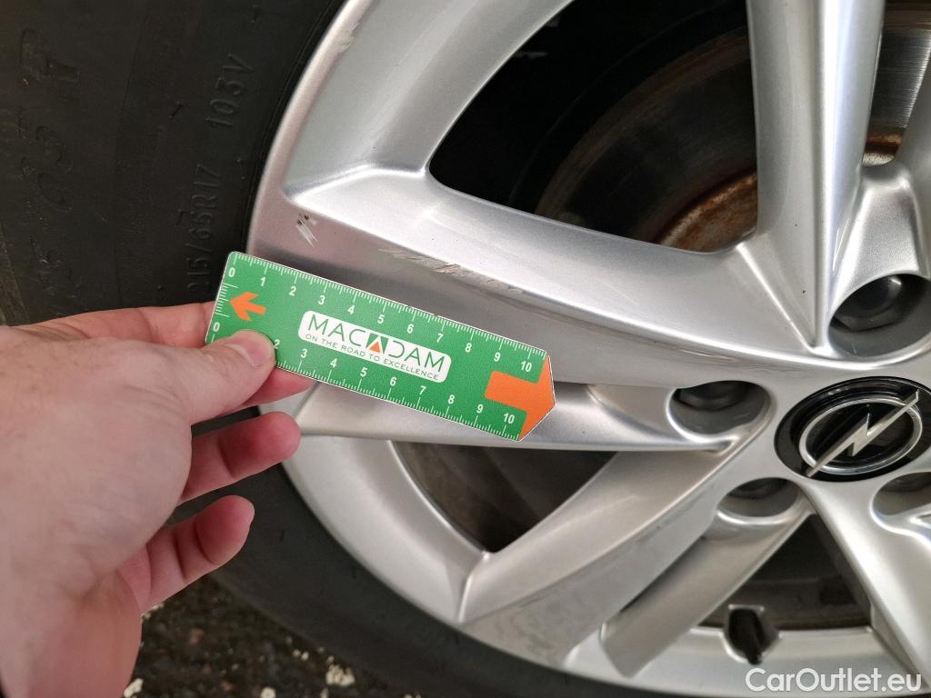  Opel   Grandland X Grandland X 1.2 Turbo 130CV BVM6 6E #16