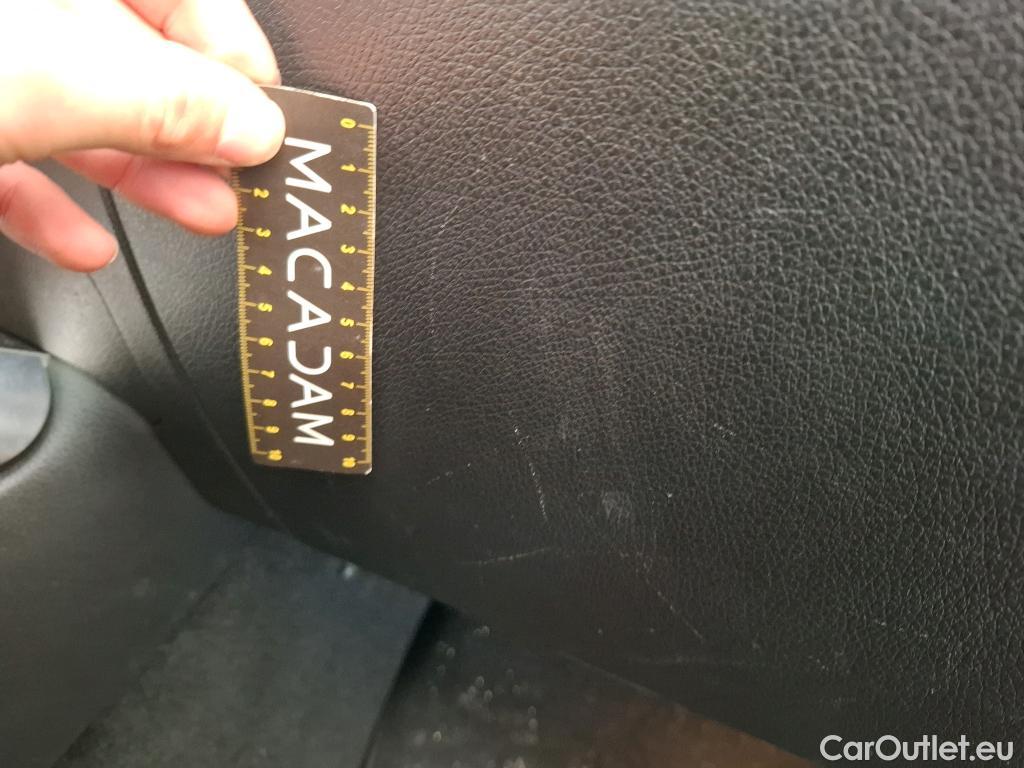  Mercedes  GLB MERCEDES-BENZ  / 2019 / 5P / SUV  200 d AMG Line #50