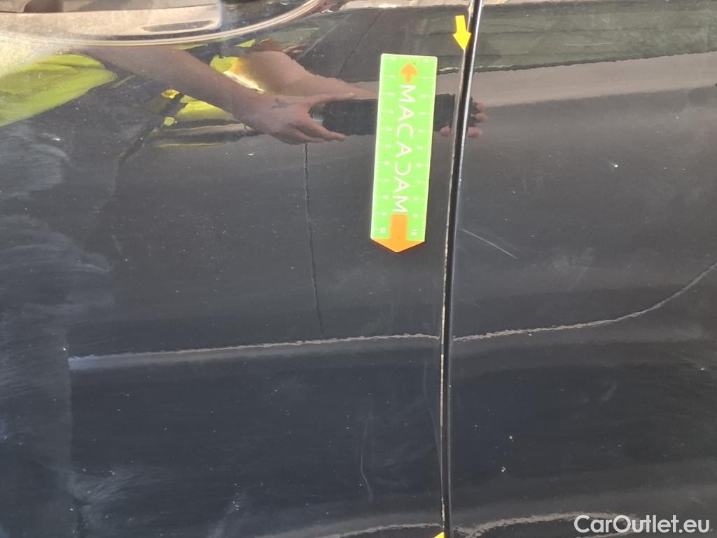  Mercedes  CLA-Klasse MERCEDES-BENZ CLA Coupe / 2019 / 4P / Coupé CLA 180 Business Line BA7 #34