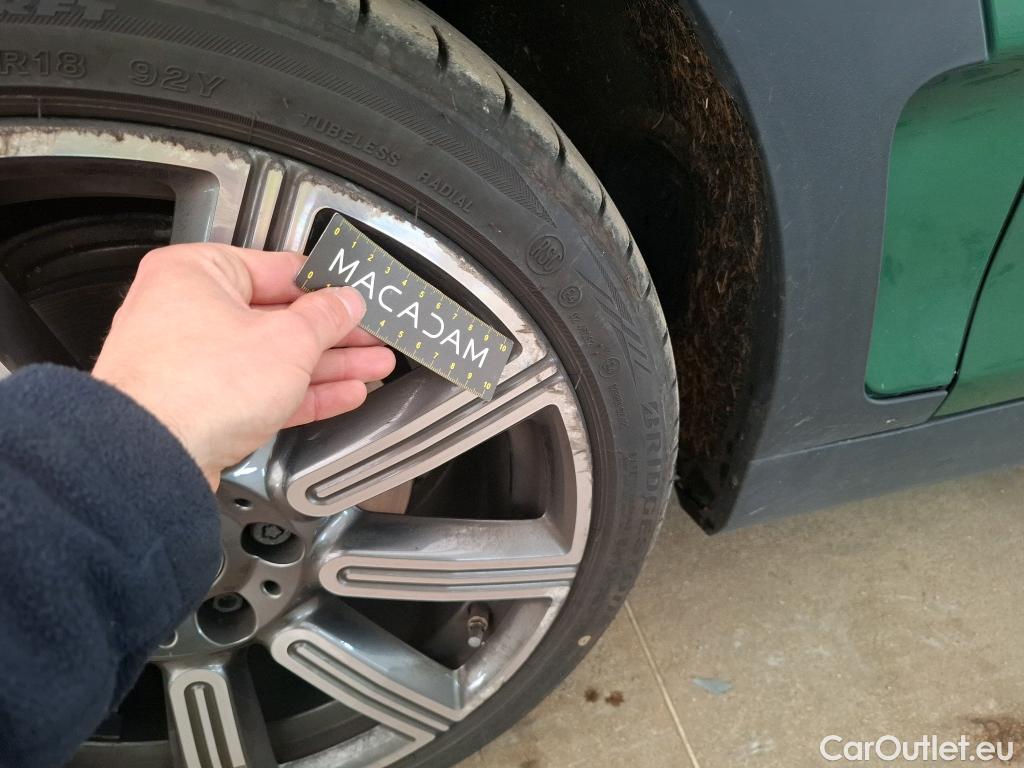  Mini  Clubman MINI  / 2019 / 5P / Break Cooper Knightsbridge 136 ch BVA7(SP) #5