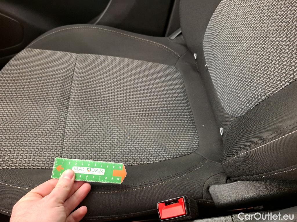  Opel   Grandland X Grandland X 1.2 Turbo 130CV BVM6 6E #18