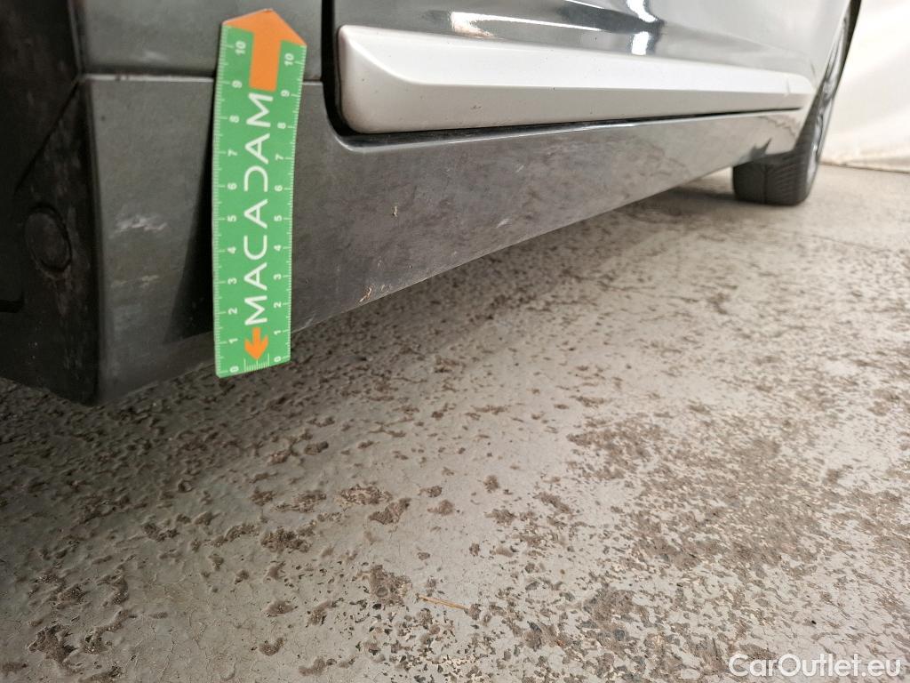  Hyundai   Ioniq Ioniq Executive Hybrid 1.6 GDI 140CV BVA6 E6dT #37