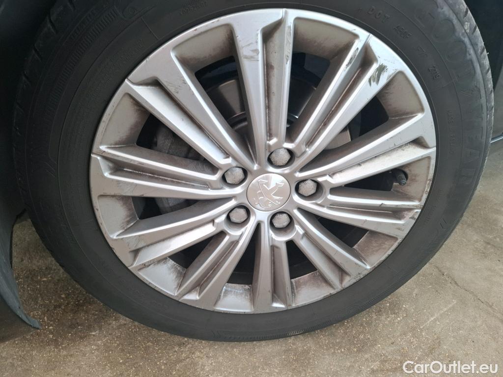  Peugeot  308  Allure 1.5 HDi 130CV BVM6 E6dT #28