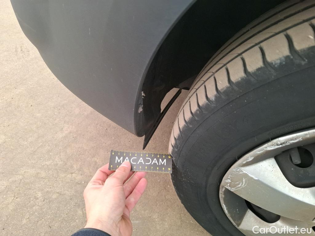  Renault  Kangoo  Express Confort (L1) 1.5 dCi 90CV BVM5 E6 #22