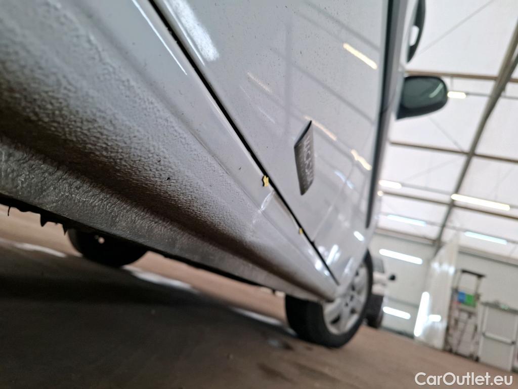  Renault  Kangoo  Express Maxi Extra (Série Spéciale) 1.5 dCi 90CV BVM5 E6 #40