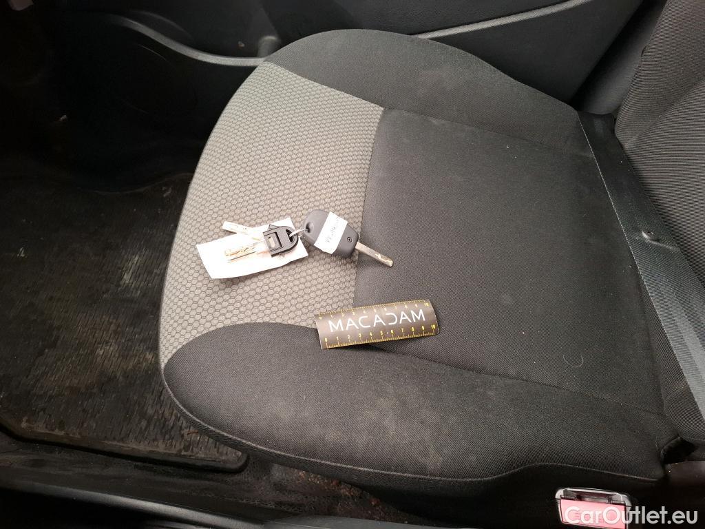  Renault  Kangoo  Express Maxi Extra (Série Spéciale) 1.5 dCi 90CV BVM5 E6 #85