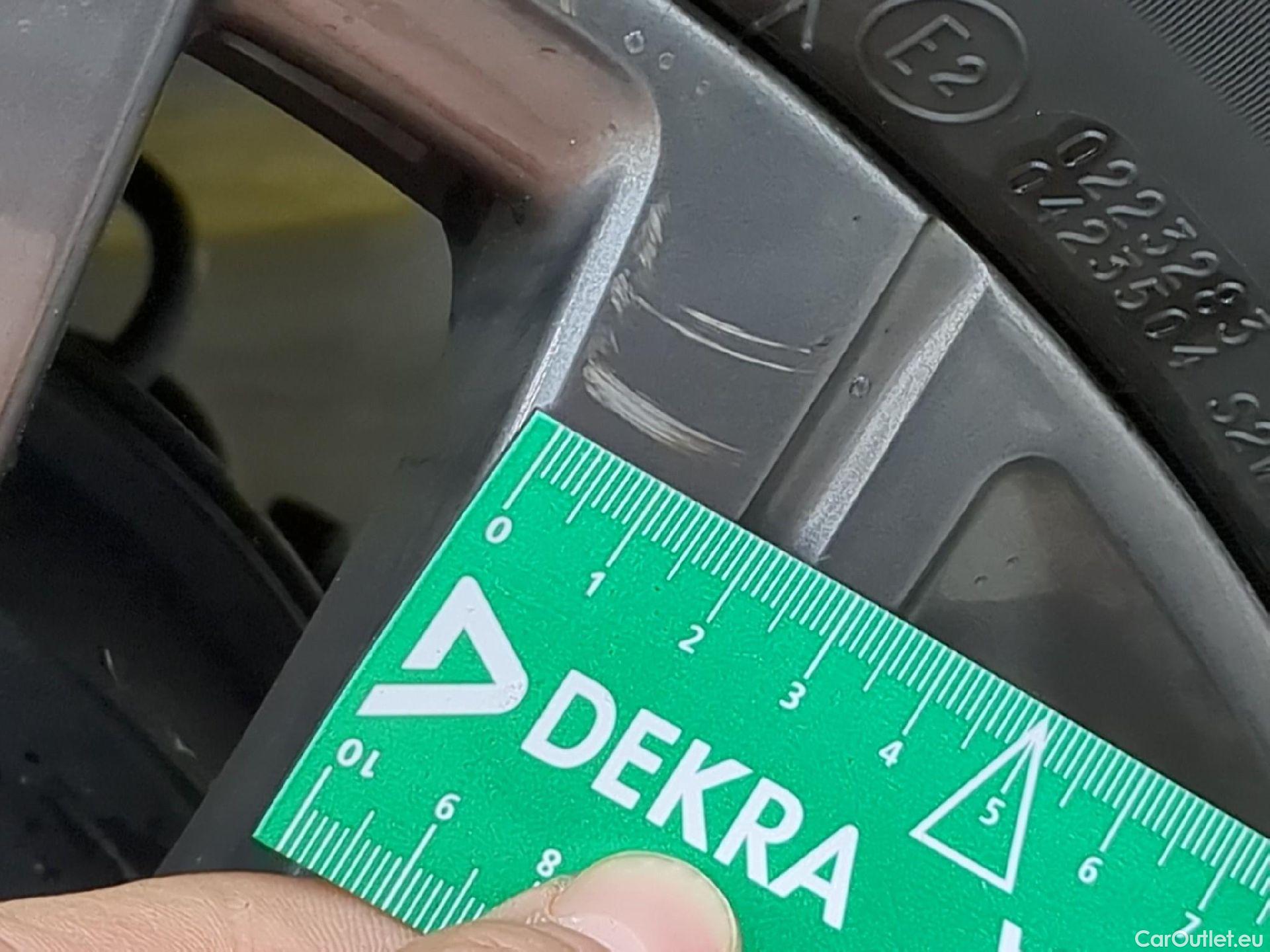  Peugeot  208 PEUGEOT  / 2019 / 5P / Berline Puretech 75 S&S Active Business #7