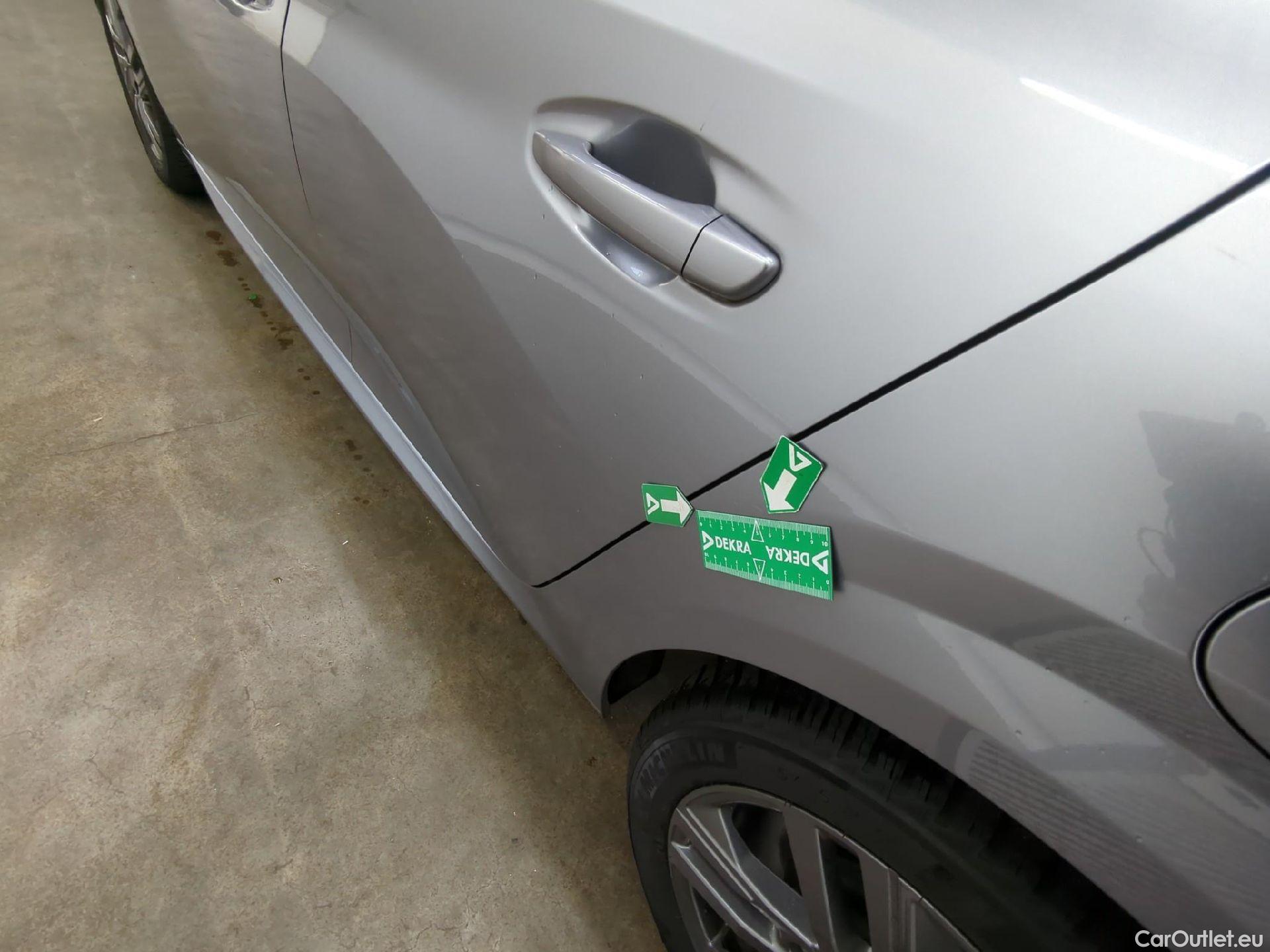  Peugeot  208 PEUGEOT  / 2019 / 5P / Berline Puretech 75 S&S Active Business #26