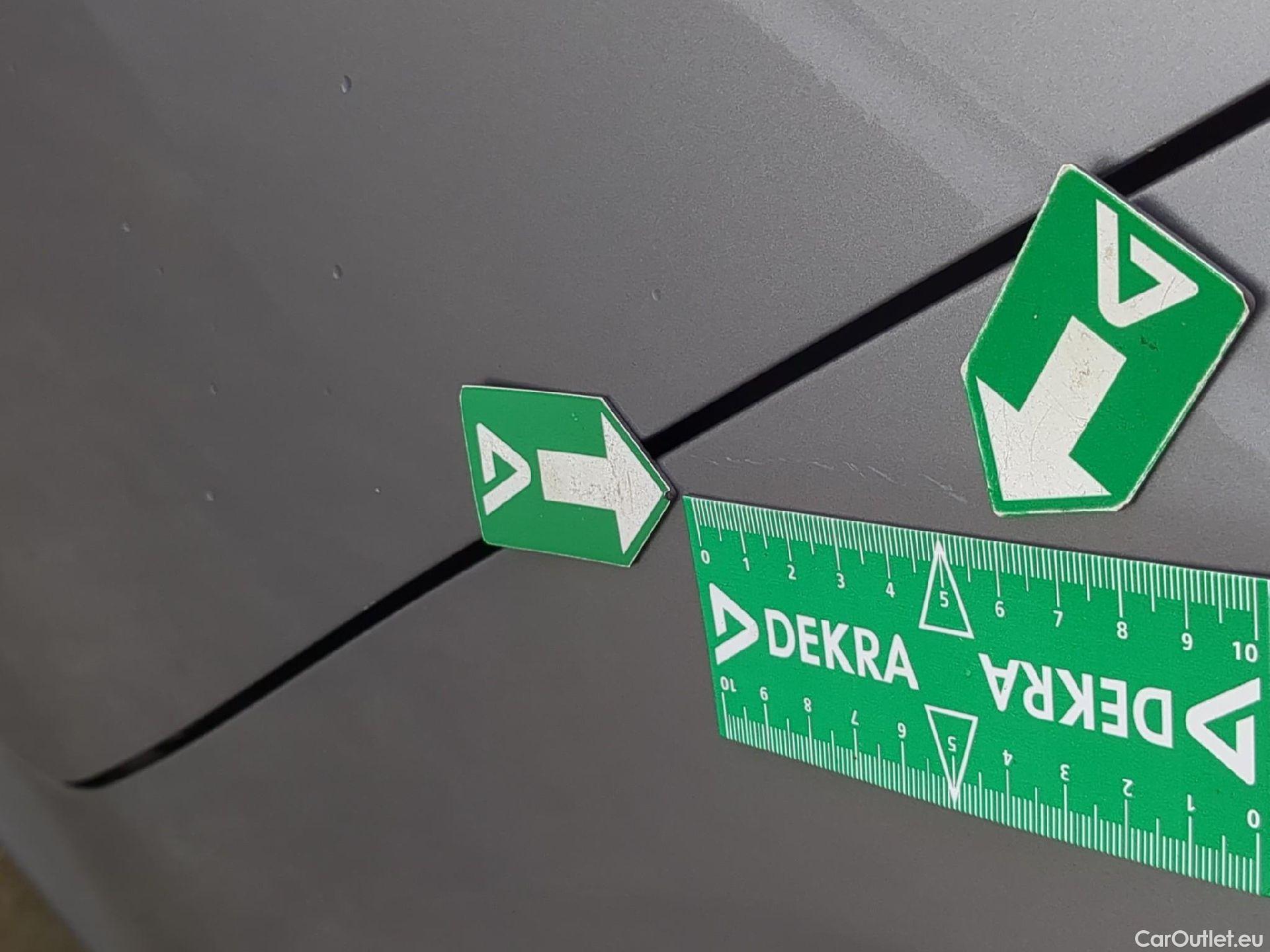  Peugeot  208 PEUGEOT  / 2019 / 5P / Berline Puretech 75 S&S Active Business #25