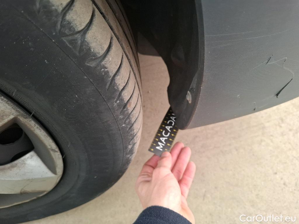  Renault  Kangoo  Express Confort (L1) 1.5 dCi 90CV BVM5 E6 #21