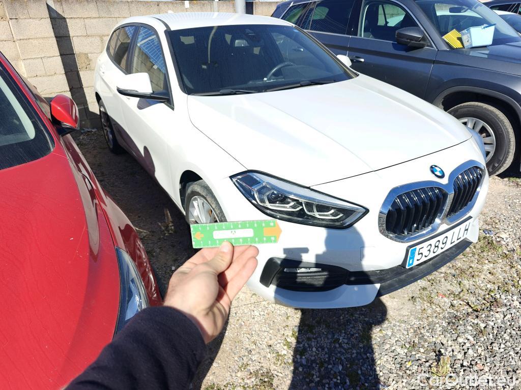  Bmw  Serie 1 BMW  / 2019 / 5P / berlina con portón 118i #50