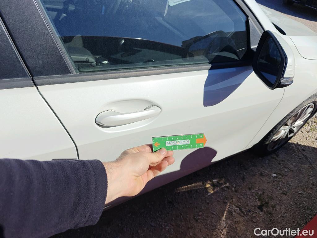  Bmw  Serie 1 BMW  / 2019 / 5P / berlina con portón 118i #41