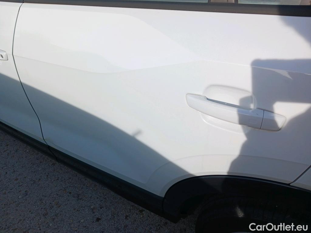  Audi  Q2 AUDI  / 2016 / 5P / todoterreno Design 30 TFSI 85kW (116CV) (AC) #3