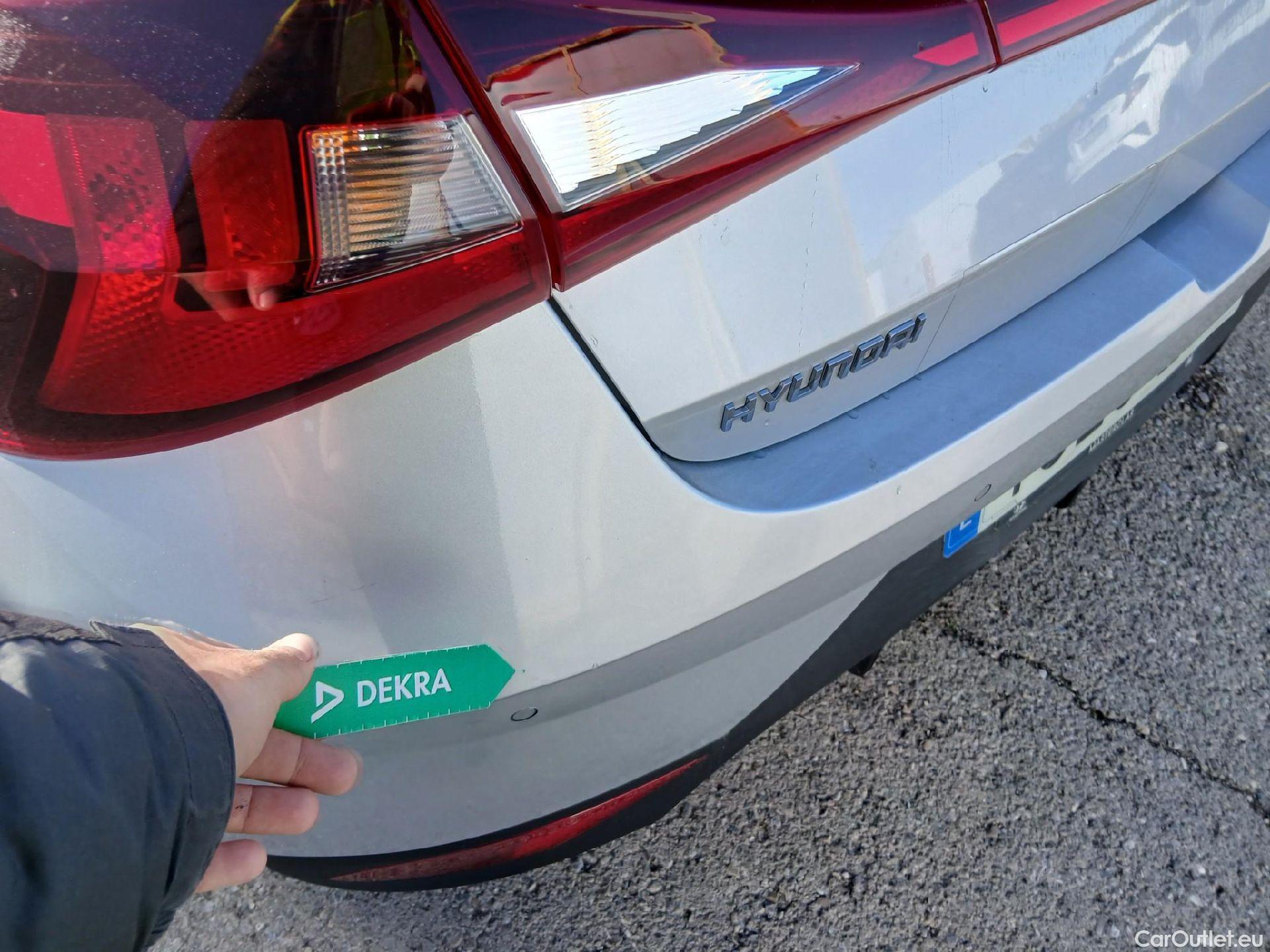  Hyundai  i20 HYUNDAI  / 2020 / 5P / berlina con portón 1.0 TGDI 74kW (100CV) Klass #13