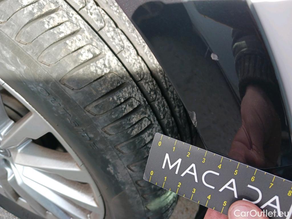  Audi  Q2 AUDI  / 2016 / 5P / todoterreno Design 30 TFSI 85kW (116CV) (AC) #37