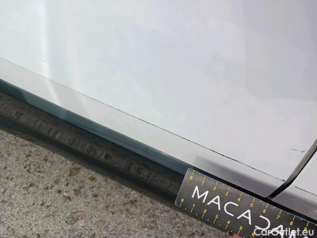  Audi  Q2 AUDI  / 2016 / 5P / todoterreno Design 30 TFSI 85kW (116CV) (AC) #10