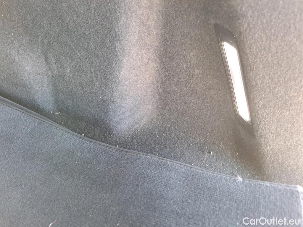  Audi  Q7 AUDI  / 2019 / 5P / todoterreno S line plus 60 TFSIe 340kW quattro tip(SP) #8