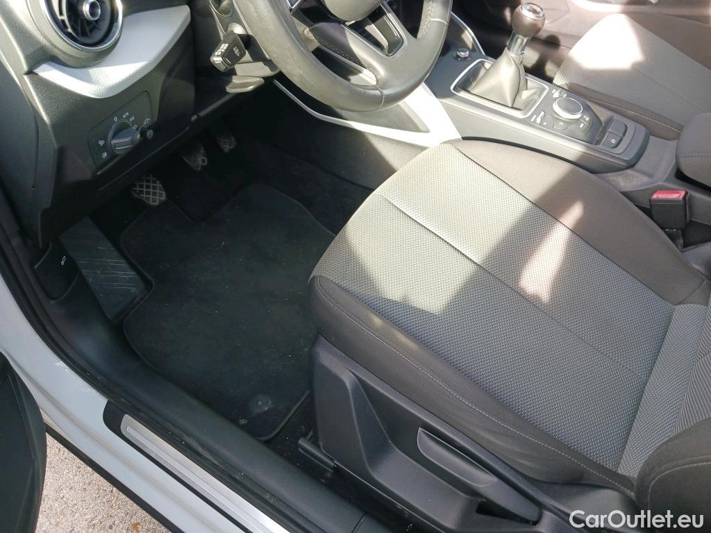  Audi  Q2 AUDI  / 2016 / 5P / todoterreno Design 30 TFSI 85kW (116CV) (AC) #43