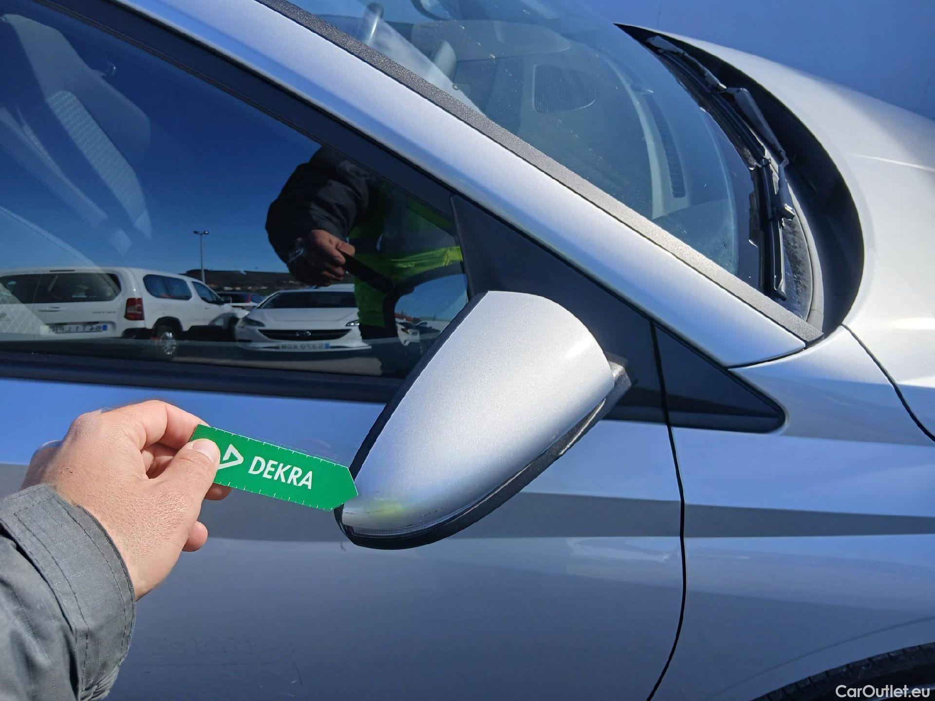  Hyundai  i20 HYUNDAI  / 2020 / 5P / berlina con portón 1.0 TGDI 74kW (100CV) Klass #24