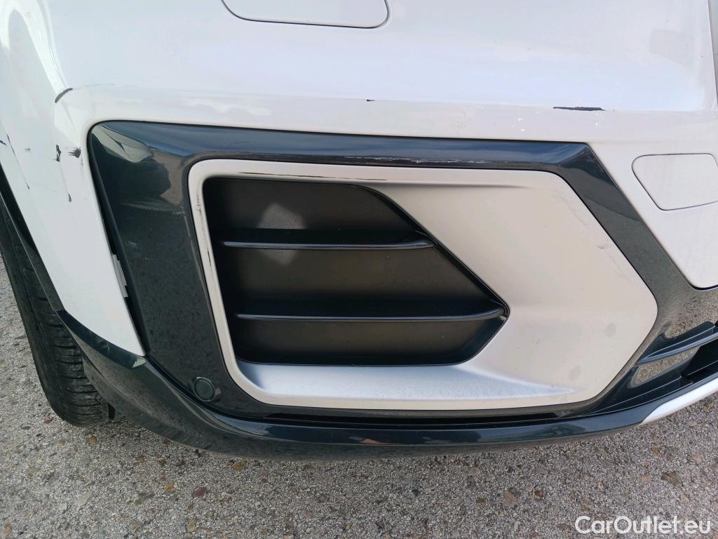  Audi  Q2 AUDI  / 2016 / 5P / todoterreno Design 30 TFSI 85kW (116CV) (AC) #30