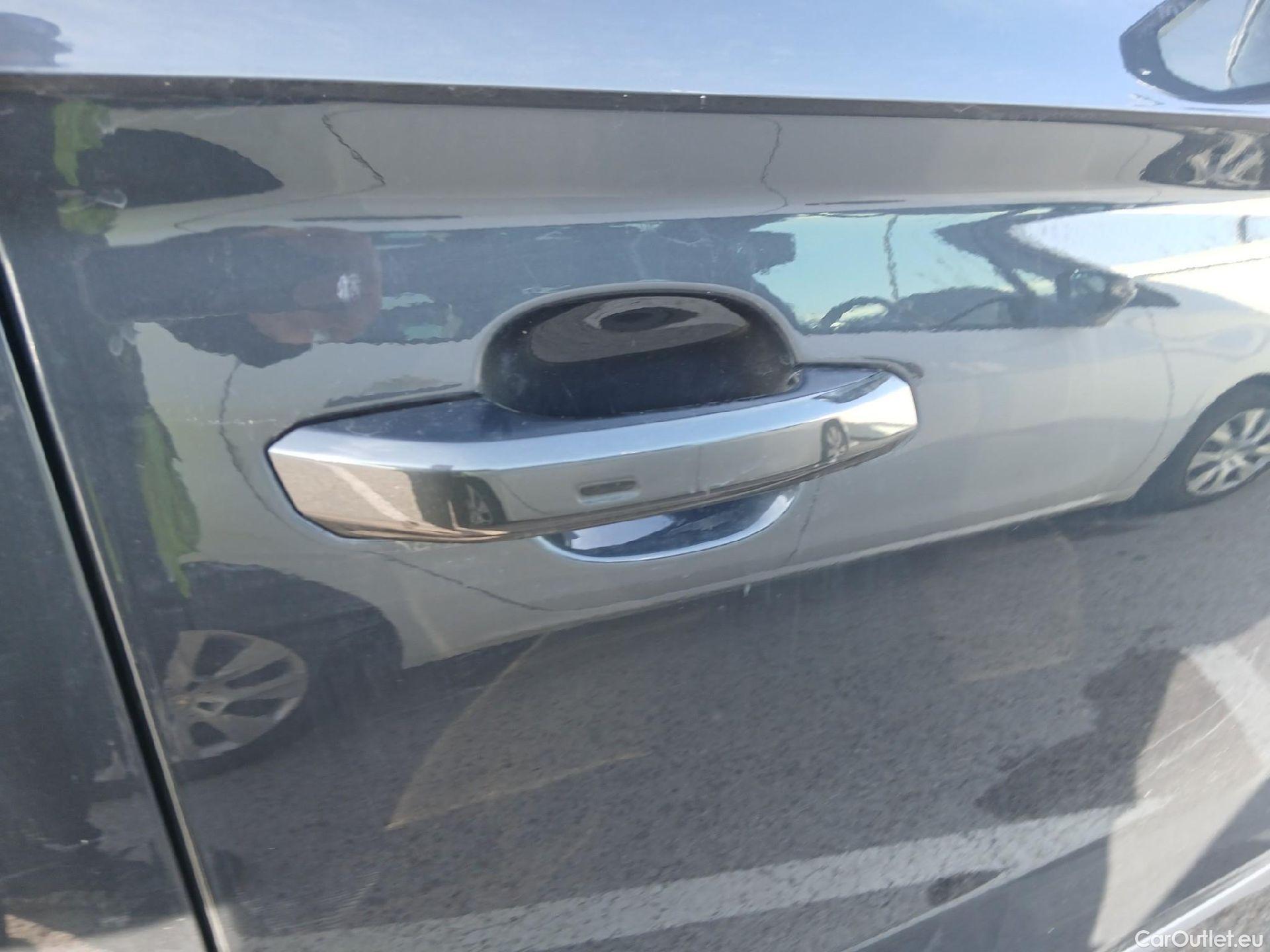  Audi  Q5 AUDI  SPORTBACK / 2020 / 5P / todoterreno Advanced 35 TDI 120kW S tronic (AC) #35