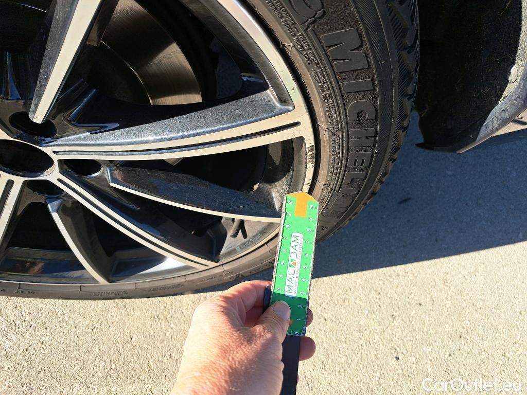  Audi  Q7 AUDI  / 2019 / 5P / todoterreno S line plus 60 TFSIe 340kW quattro tip(SP) #39