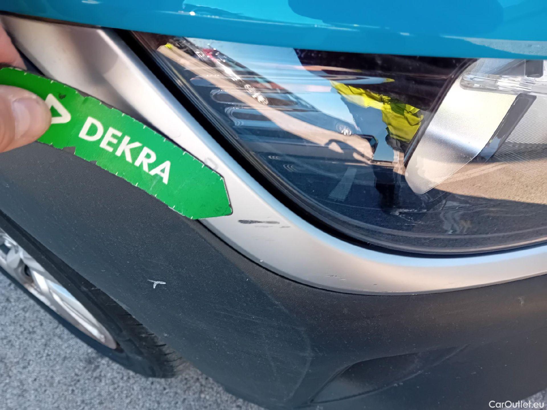  Hyundai  Konna HYUNDAI Kona / 2020 / 5P / todoterreno 1.0 TGDI Klass 4X2 #3