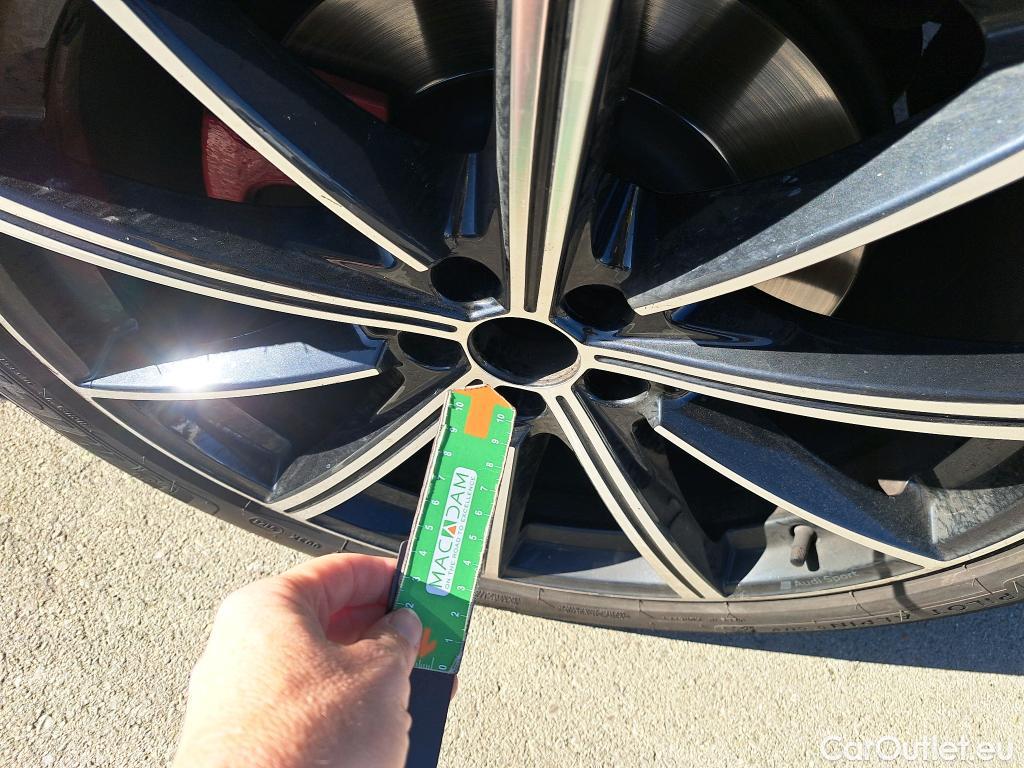  Audi  Q7 AUDI  / 2019 / 5P / todoterreno S line plus 60 TFSIe 340kW quattro tip(SP) #27