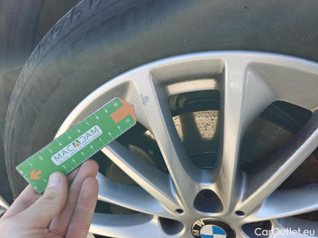  Bmw  Serie 1 BMW  / 2019 / 5P / berlina con portón 118i #19