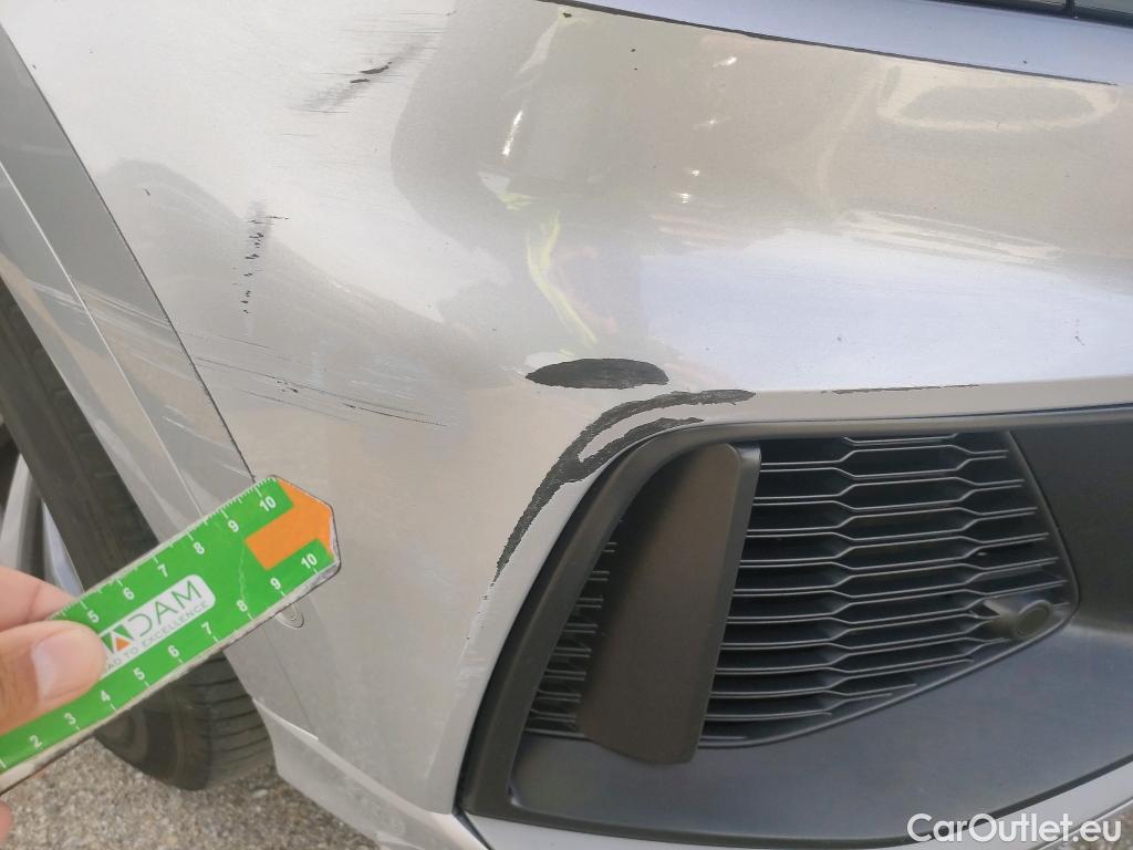  Audi  Q8 AUDI  / 2018 / 5P / todoterreno 55 TFSIe S Line 280kW quattro tiptronic #16