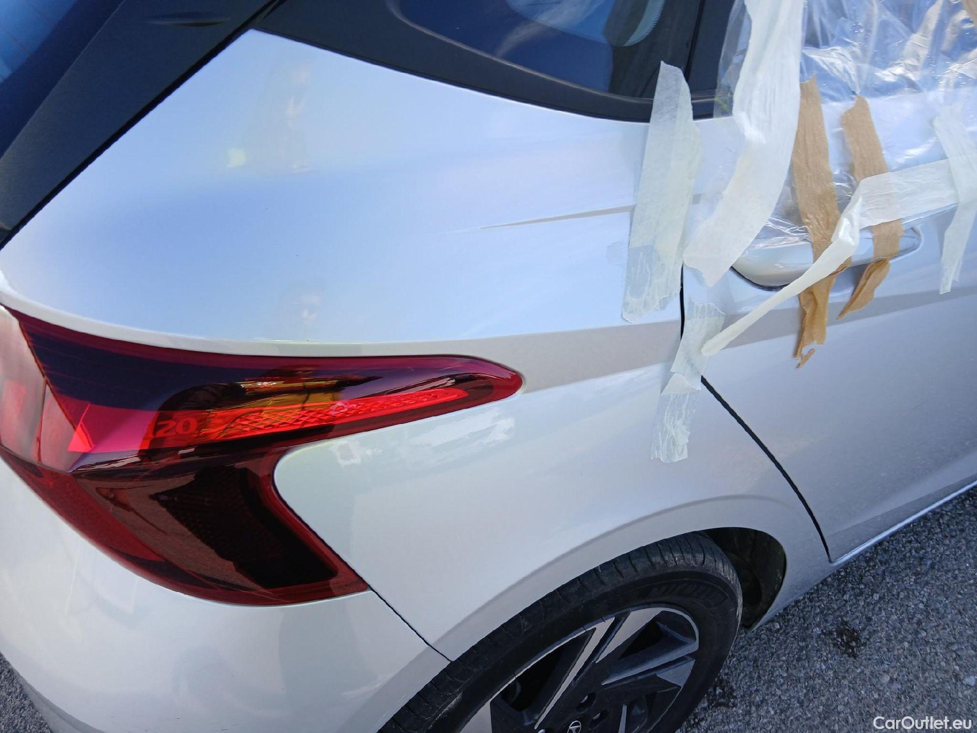  Hyundai  i20 HYUNDAI  / 2020 / 5P / berlina con portón 1.0 TGDI 74kW (100CV) Klass #16