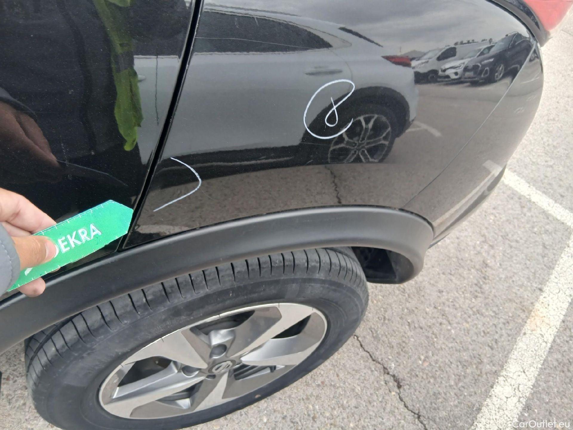  Nissan  Juke NISSAN  / 2014 / 5P / crossover G E6D-Temp 83 kW (112 CV) 5M/T ACENTA #33