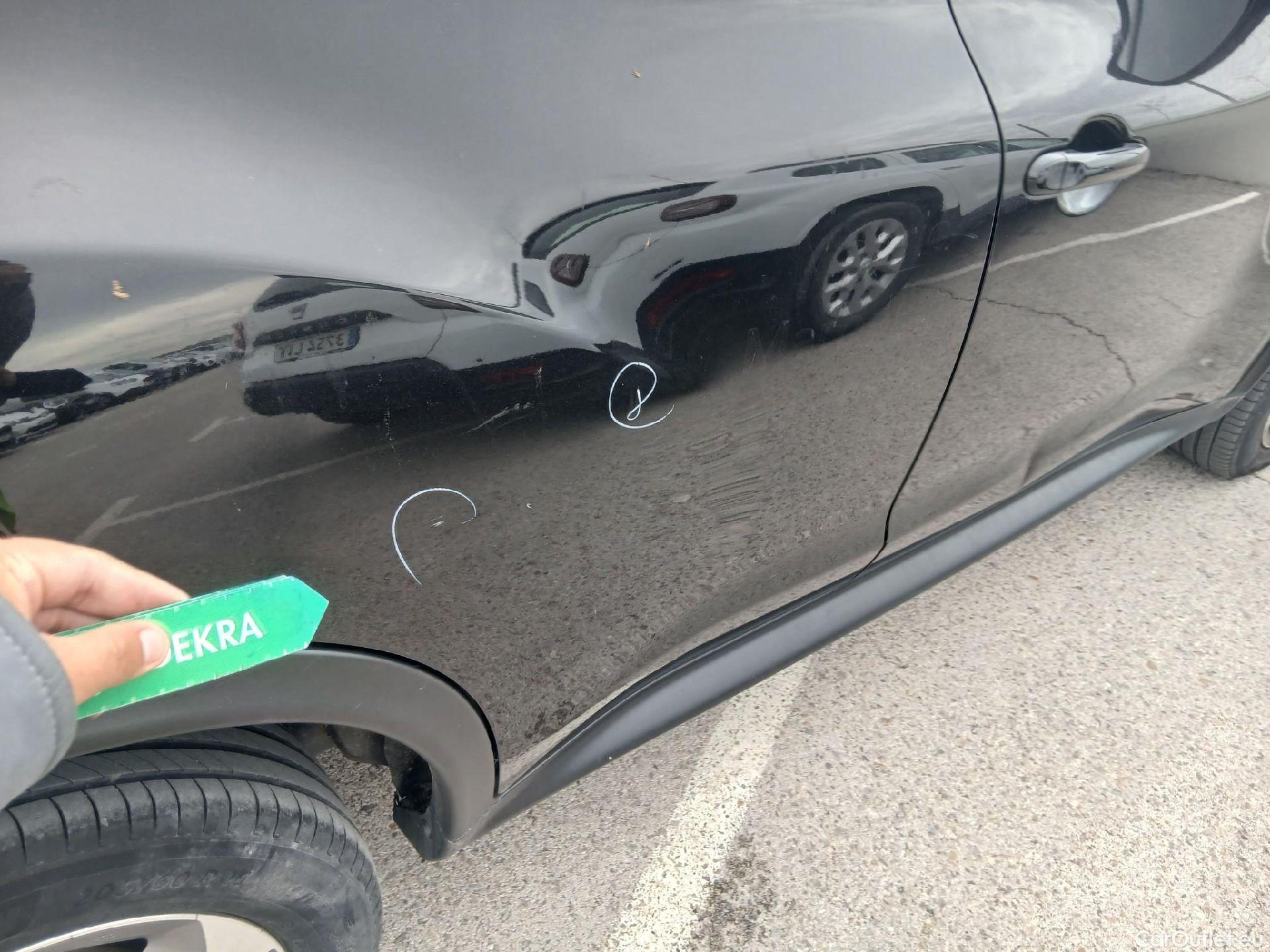  Nissan  Juke NISSAN  / 2014 / 5P / crossover G E6D-Temp 83 kW (112 CV) 5M/T ACENTA #38