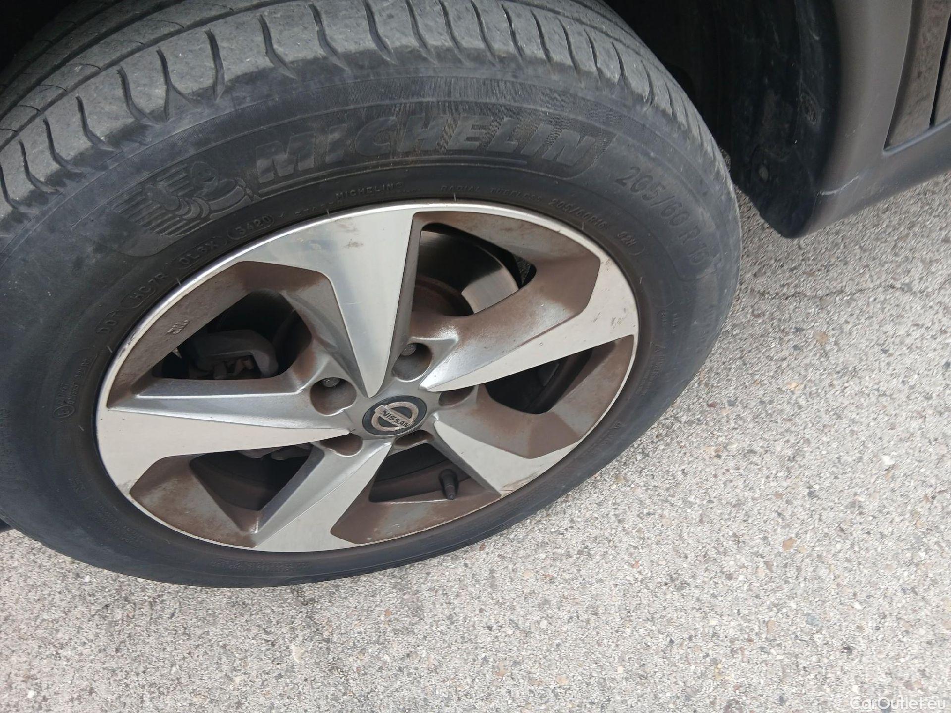  Nissan  Juke NISSAN  / 2014 / 5P / crossover G E6D-Temp 83 kW (112 CV) 5M/T ACENTA #25