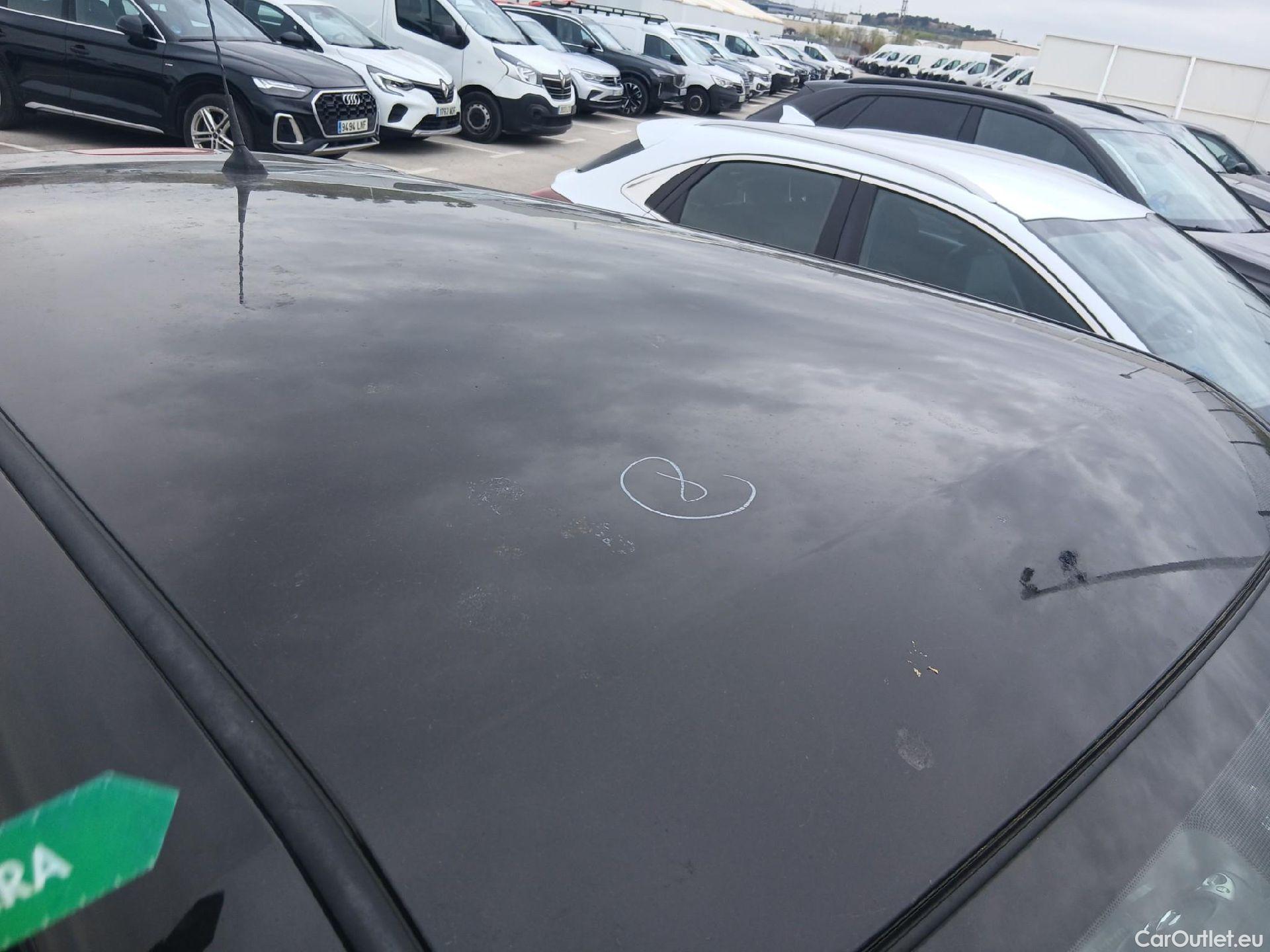  Nissan  Juke NISSAN  / 2014 / 5P / crossover G E6D-Temp 83 kW (112 CV) 5M/T ACENTA #45