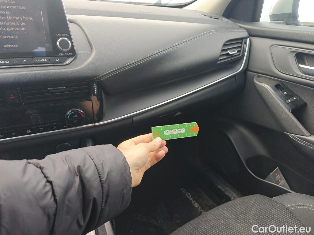  Nissan  Qashqai NISSAN  / 2021 / 5P / todoterreno DIG-T 103kW (140CV) mHEV 4x2 Acenta #36