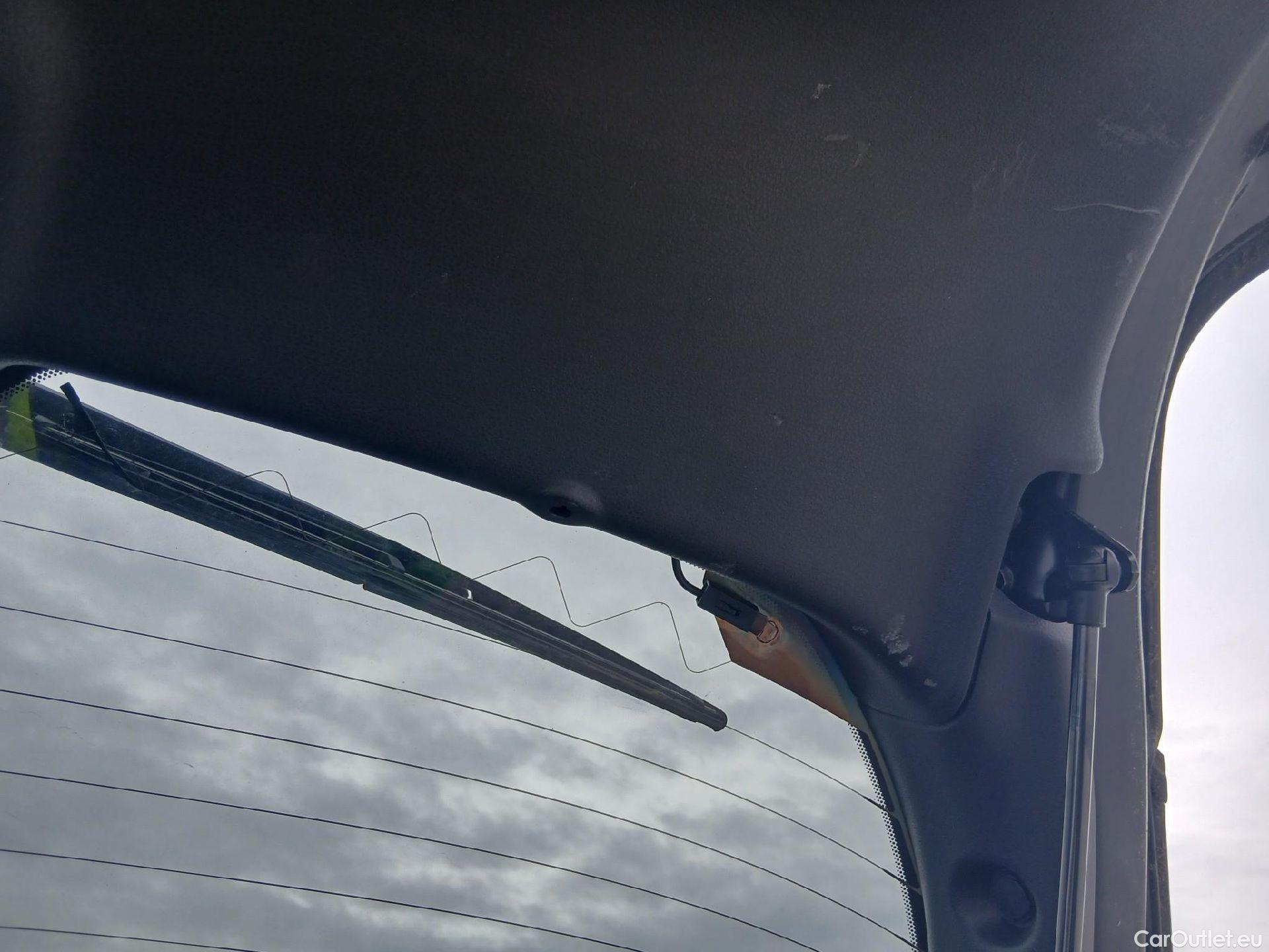  Nissan  Juke NISSAN  / 2014 / 5P / crossover G E6D-Temp 83 kW (112 CV) 5M/T ACENTA #5